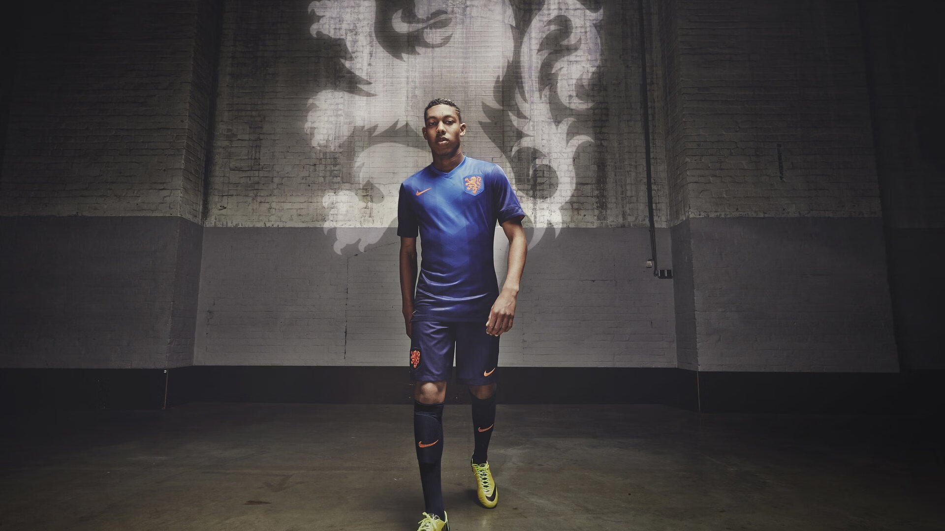 又见绝平！阿森纳与热刺鏖战至终场，凯恩读秒救主